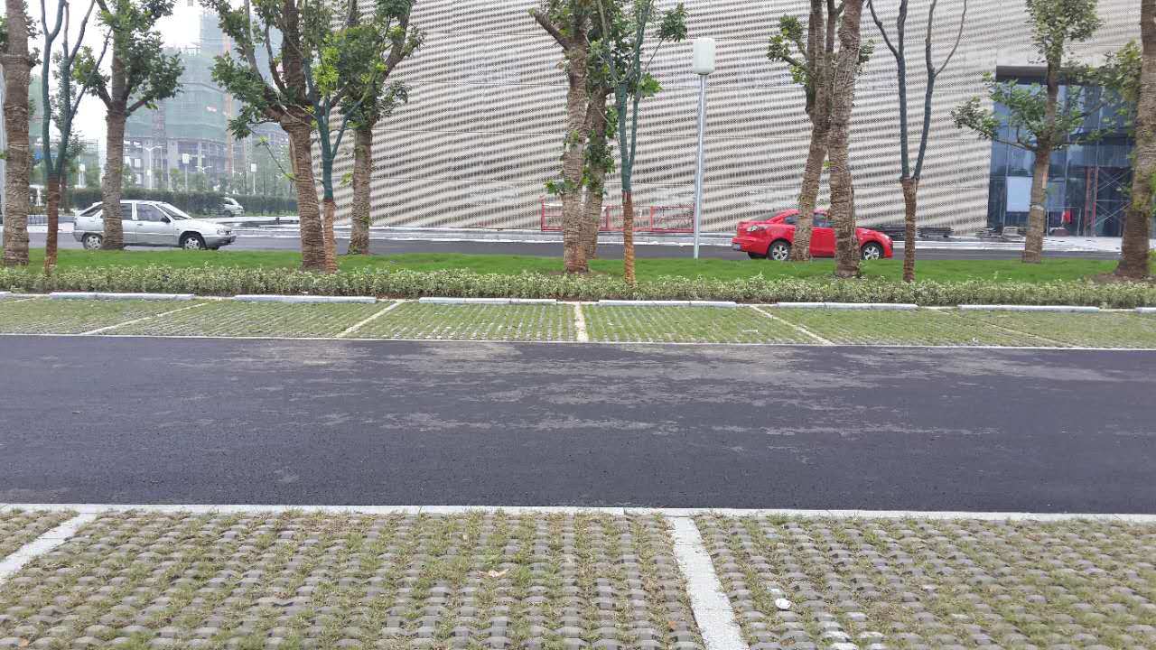 植草磚案例-蚌埠方拓新型建材科技有限公司